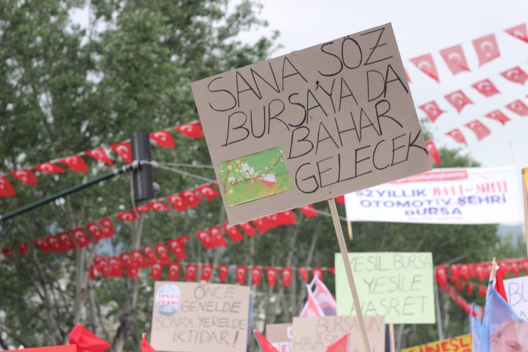 Fotoğraflarla Kılıçdaroğlu'nun Bursa mitingi: 'Sizi yok saydığınız kadınlar gönderecek' 8